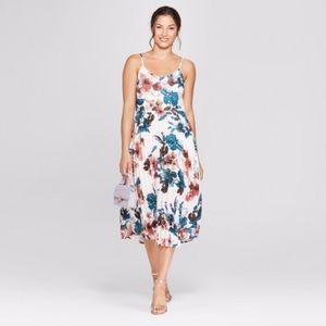 NWOT Floral Pleated Midi Dress